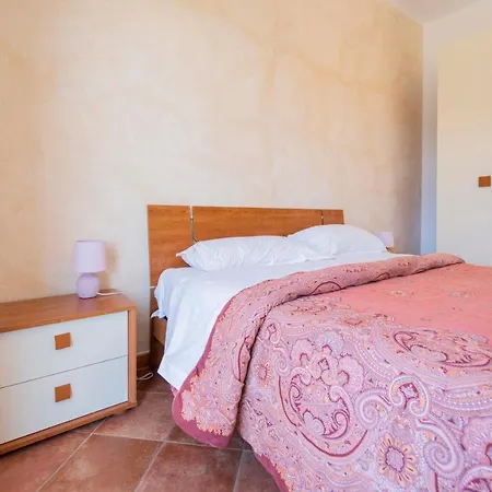 Portico Apartment *