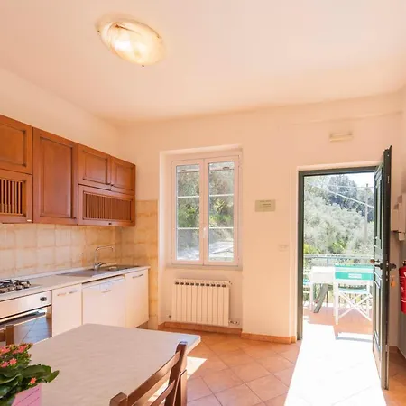 Portico מונליה