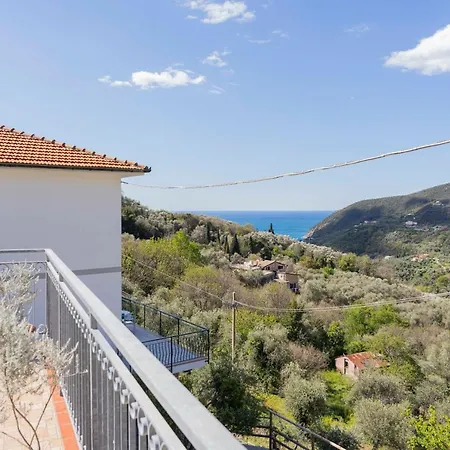 Portico Appartamento Moneglia